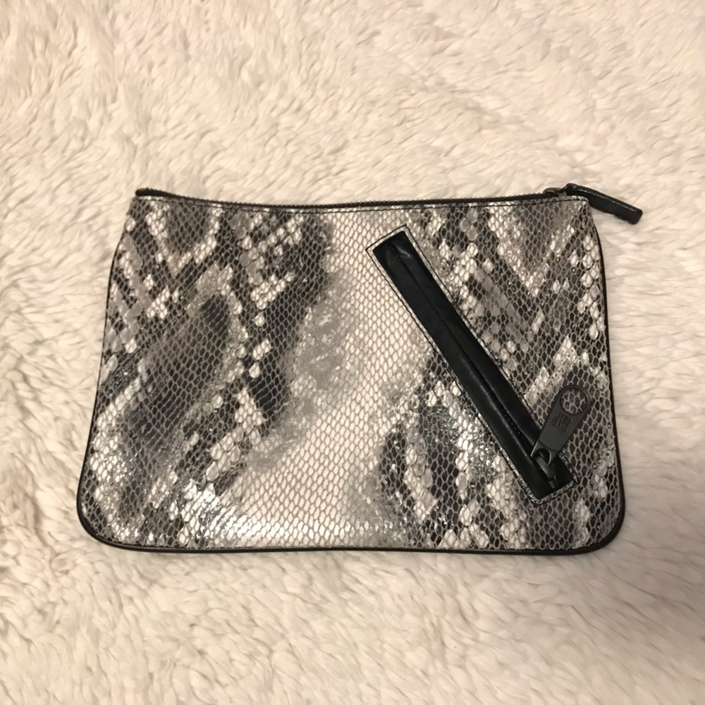 Gap cross bag